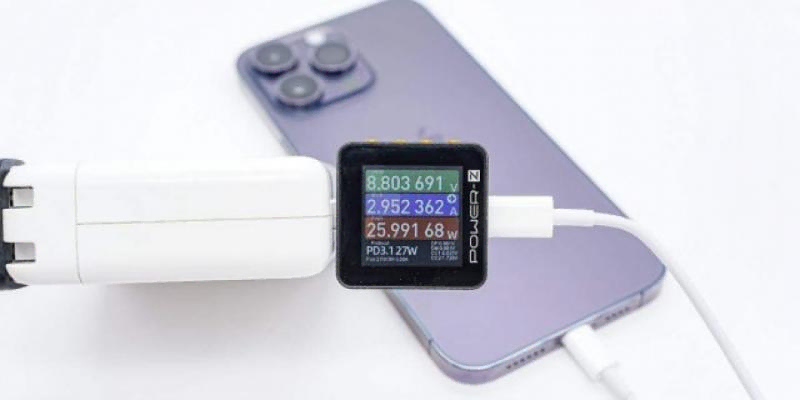 Сравнение выявило самую эффективную оригинальную зарядку для iPhone 14. Также стало известно, какой мощностью должен быть адаптер стороннего производителя.